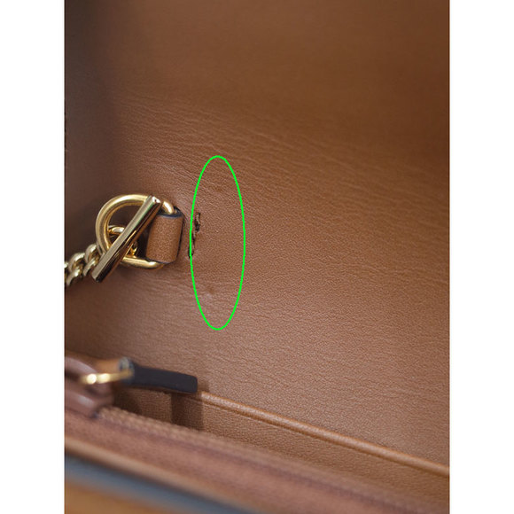 Gucci Padlock GG Supreme Chain Wallet - Picture 5 of 9